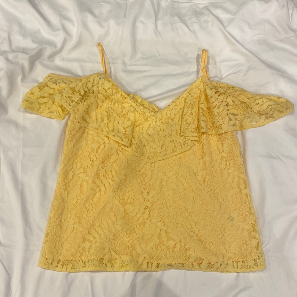 Size small lace cold shoulder top